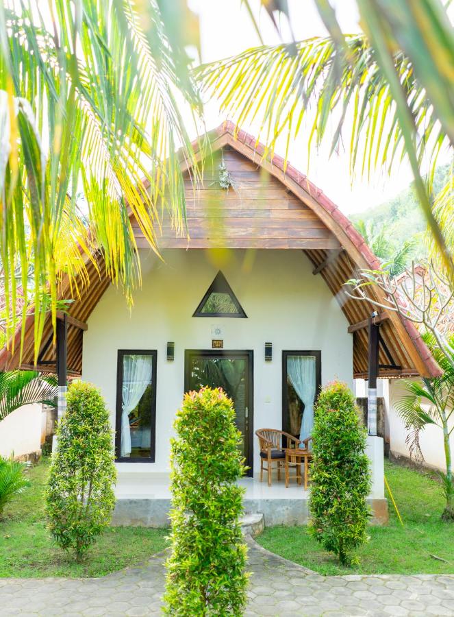 Penida Bay Village Superior Double Room with Terrace 4