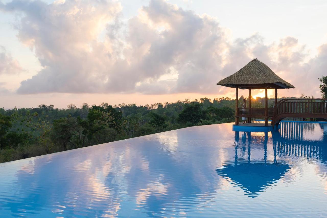 Semabu Hills Hotel Nusa Penida 4